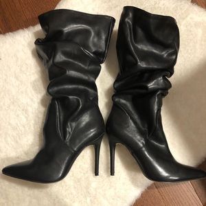 Jessica Simpson slouchy heel